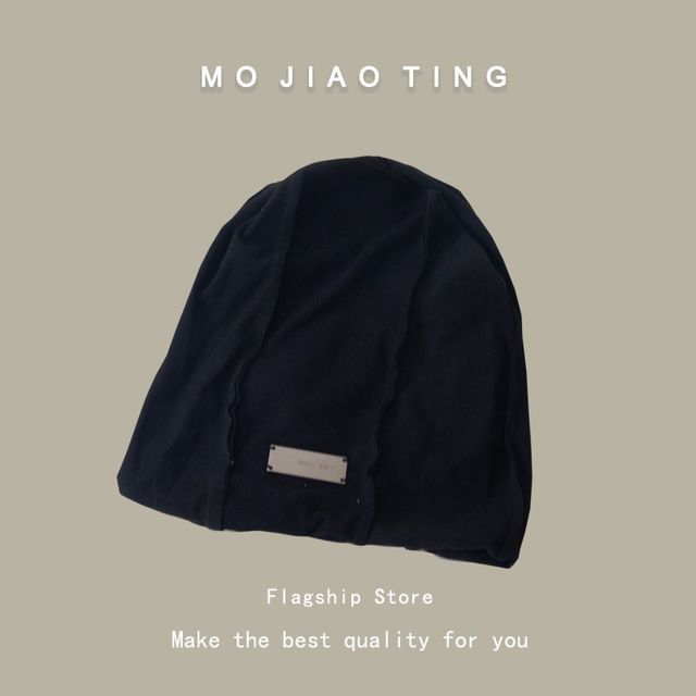 Beanie Buckled Metal