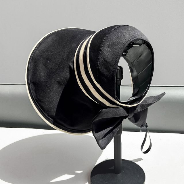 Visor Striped Hat Bow