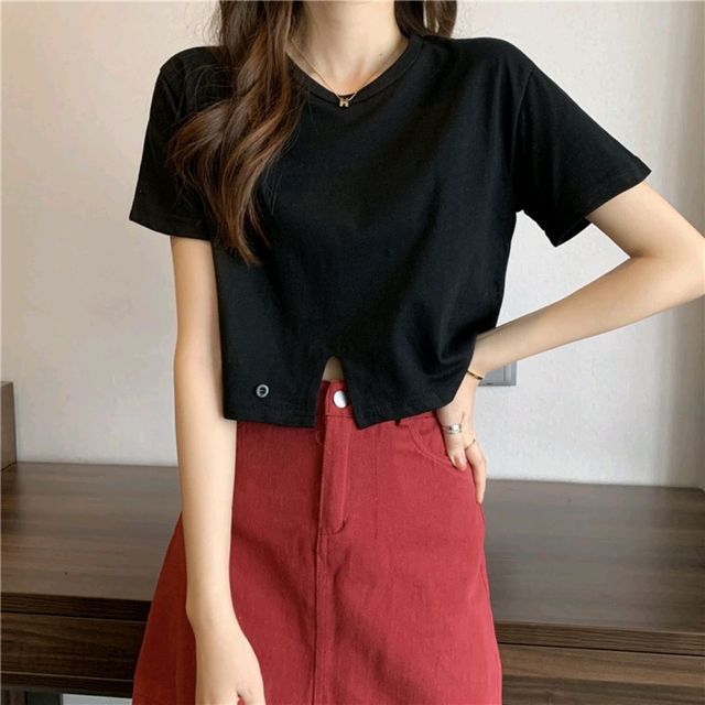 Plain Round Buttoned Neck Tee Short-Sleeve