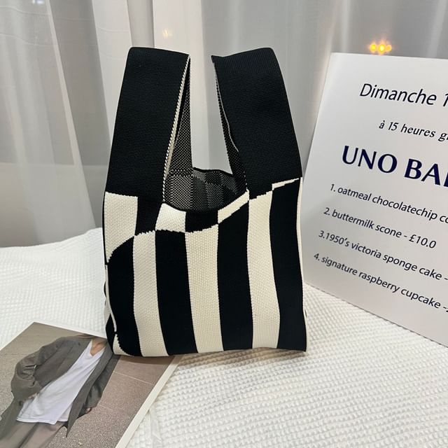 Knit Patterned Bag Tote