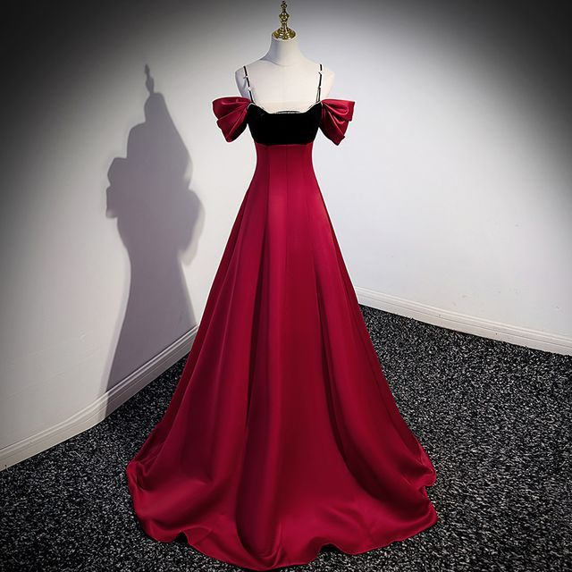 Evening Panel A-Line Cold-Shoulder Velvet Gown