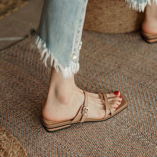 Sandals Square Low-Heel Toe