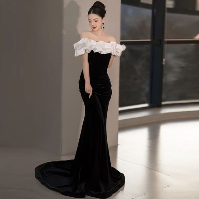 Gown two-Tone Ruffled Mermaid Velvet Off-Shoulder Evening