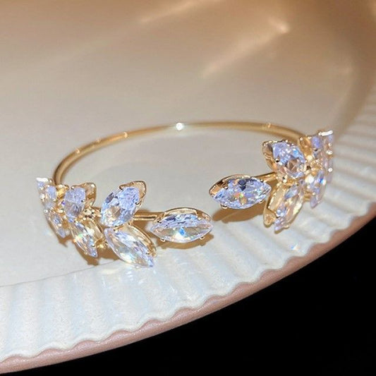 Leaf Alloy Open Rhinestone Bangle
