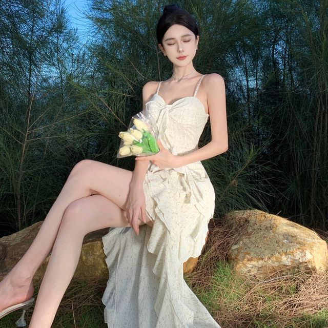 Maxi Trim A-Line Strap Floral Dress Ruffle Spaghetti