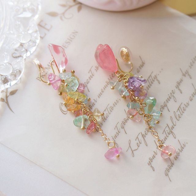 Dangle Heart Floral Earring Acrylic