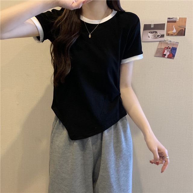 Asymmetrical Neck Contrast Short-Sleeve Plain Trim Tee Crew