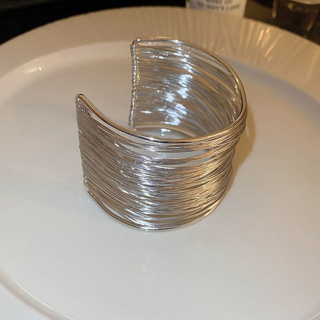Armlet Layered
