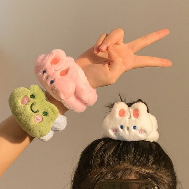 (Various Face Designs) Chenille Animal Band Wrist Wash