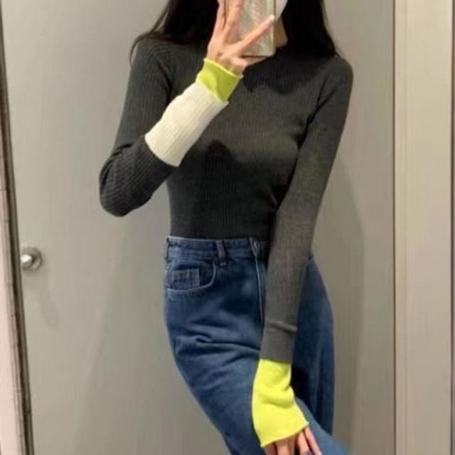 Long-Sleeve Top Crew Neck Knit Tone Two