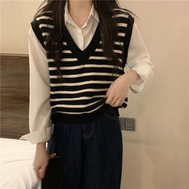 V-Neck Striped Knit Vest
