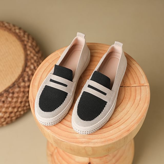 Trim Contrast Platform Slip-Ons