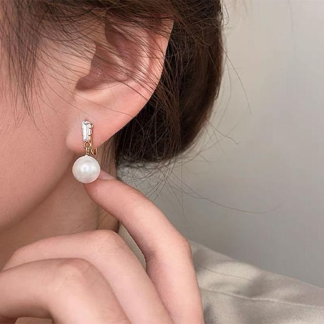 Clip-On Pearl Faux Drop Earring /