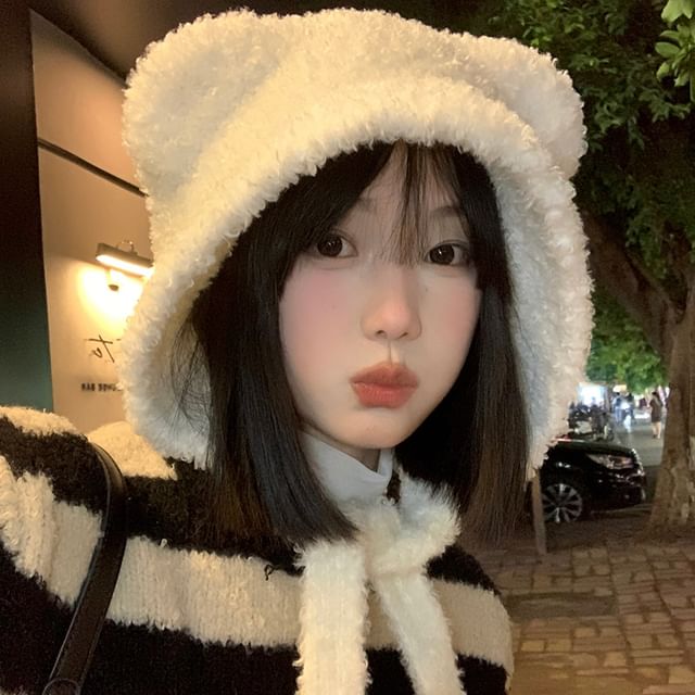 Ear Bonnet Chenille Hat Bear