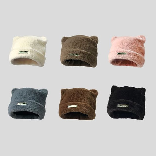 Knit Ear Beanie Cat Applique