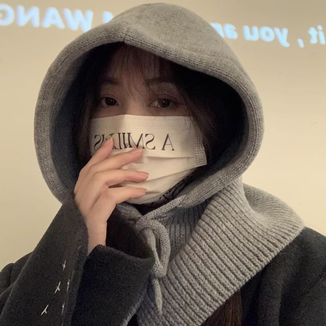 Plain Buttoned Knit Balaclava