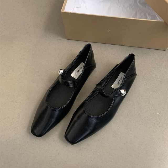 Mary Toe Square Jane Flats