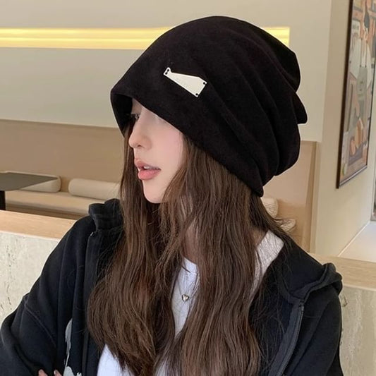 Slouchy Knit Beanie Plate Metal