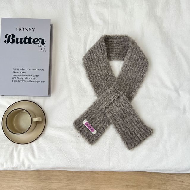 Criss Scarf Cross Light Knit