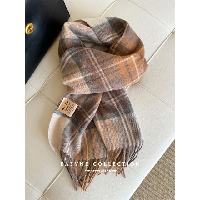 Wool Applique Plaid Lettering Scarf Fringed