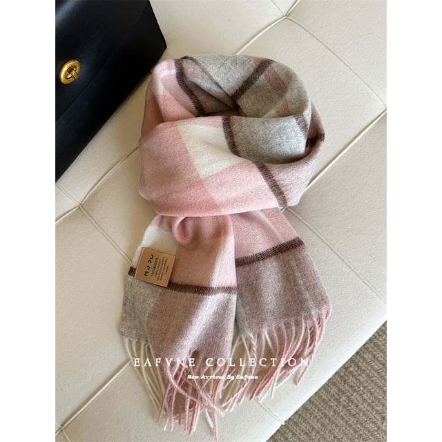 Wool Applique Plaid Lettering Scarf Fringed