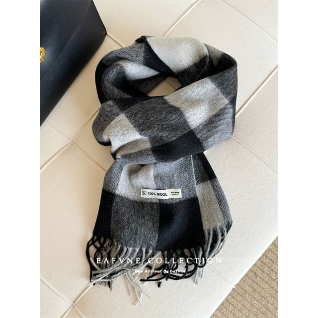Wool Applique Plaid Lettering Scarf Fringed