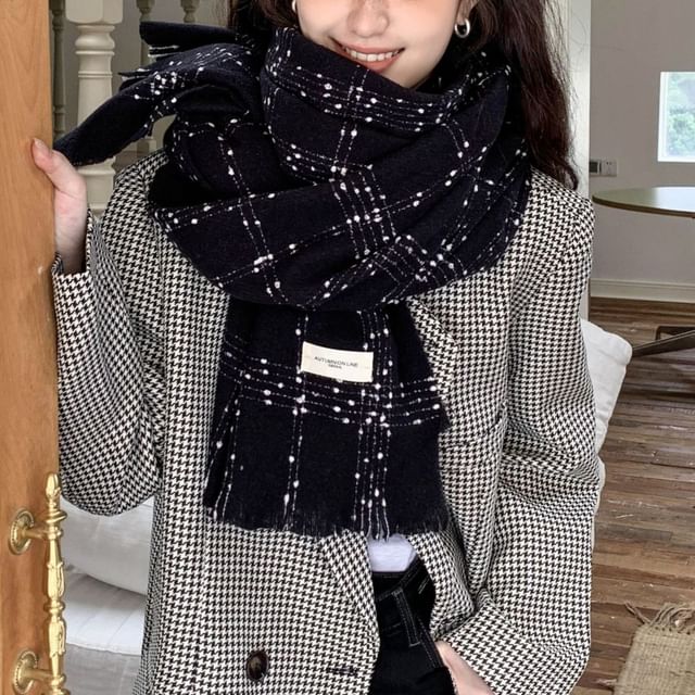 Plaid Frayed Scarf