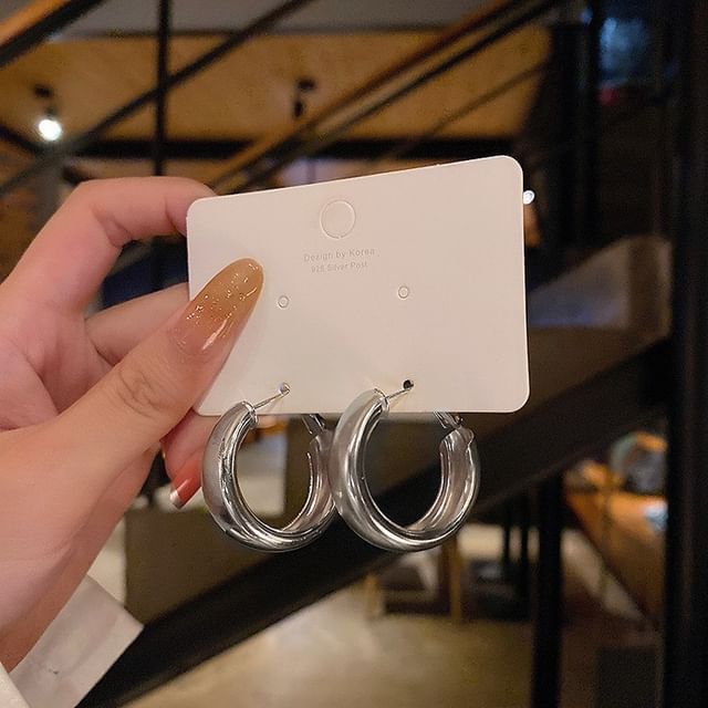 Earring Tone Designs) Silver (Various