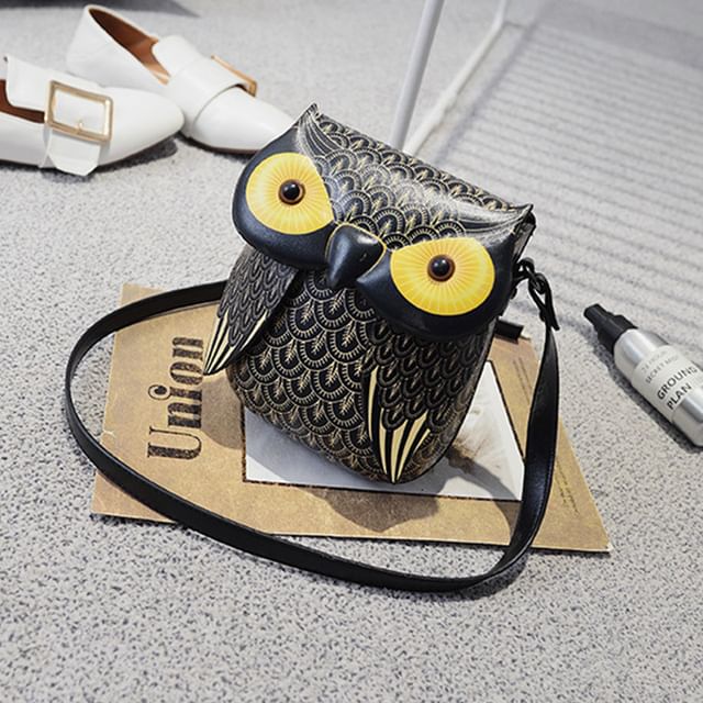 Flap Owl Bag Crossbody