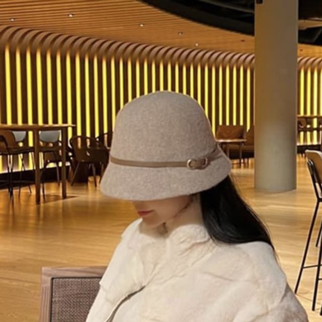 Hat Belt Cloche