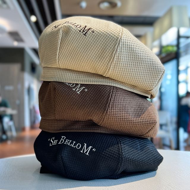 Waffle Lettering Beret Embroidered