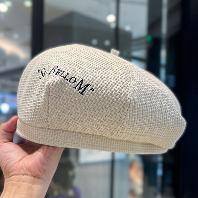Waffle Lettering Beret Embroidered