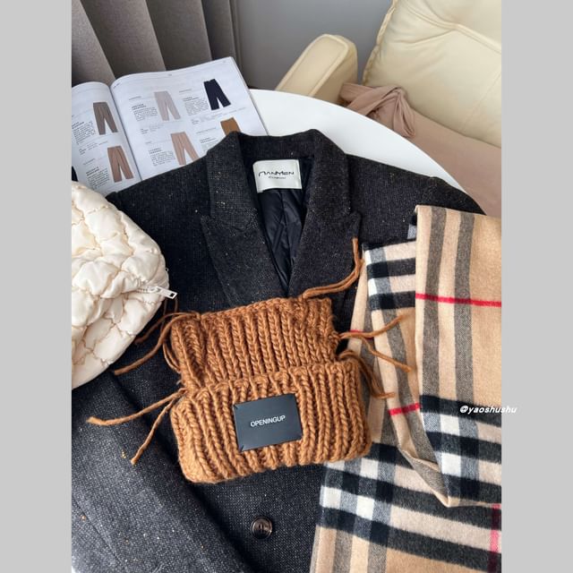 Lettering Ear Cat Applique Knit Beanie