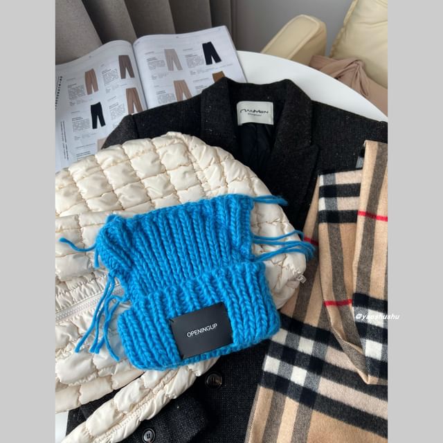 Lettering Ear Cat Applique Knit Beanie