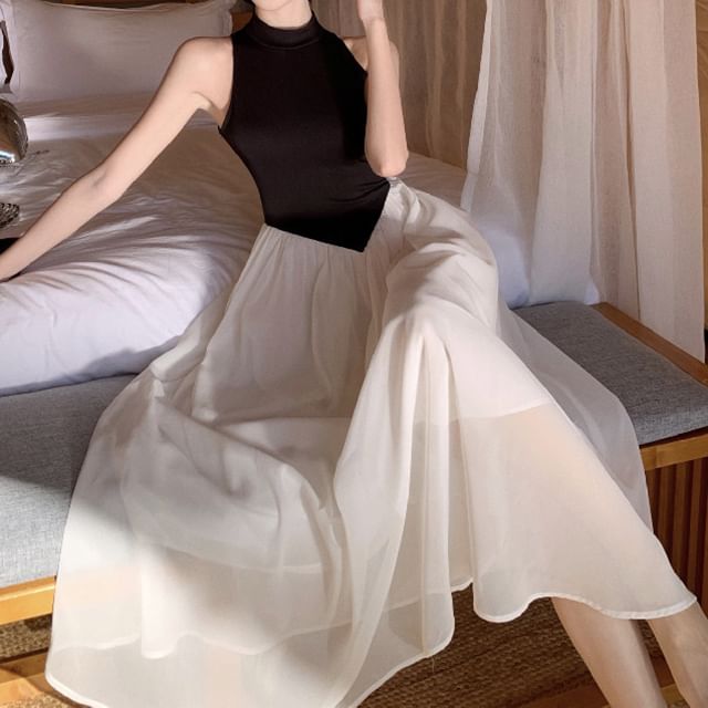 Sleeveless A-Line Two Tone Maxi Dress