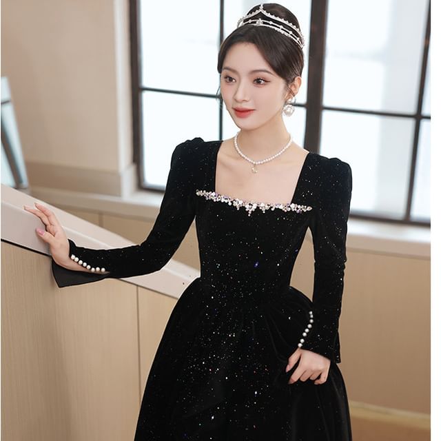 A-Line Gown Sequin Neck Evening Long-Sleeve Square