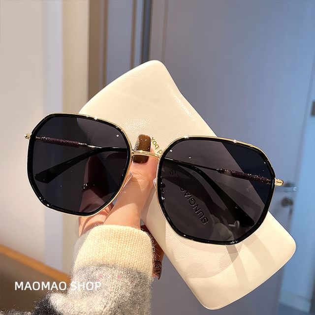 Geometric Sunglasses Oversized Frame