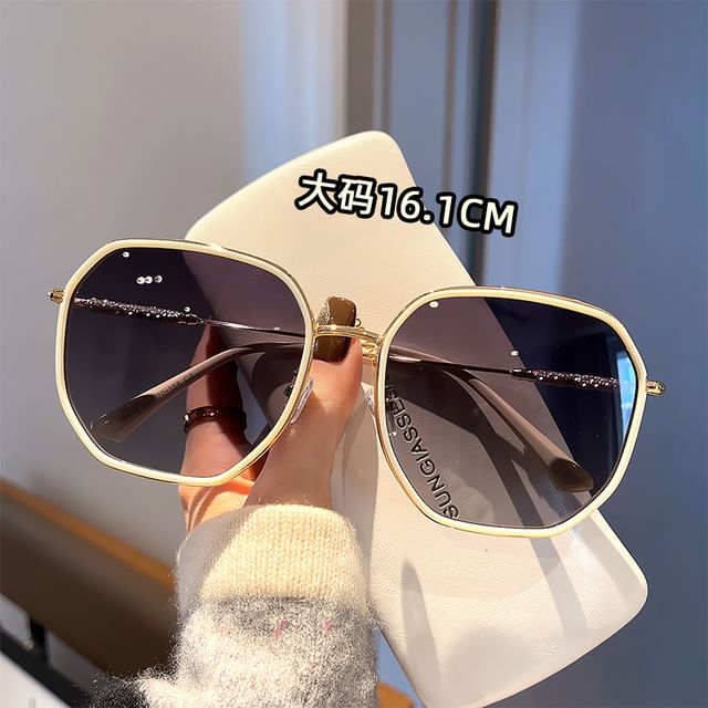 Geometric Sunglasses Oversized Frame