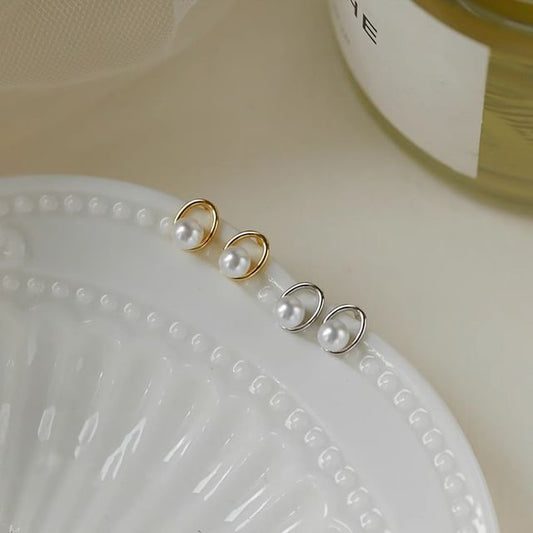 Pearl Ear Faux Stud