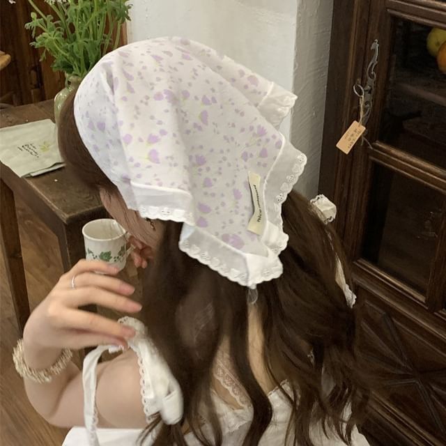 Scarf (Various Head Lace Triangle Embroidered Designs)