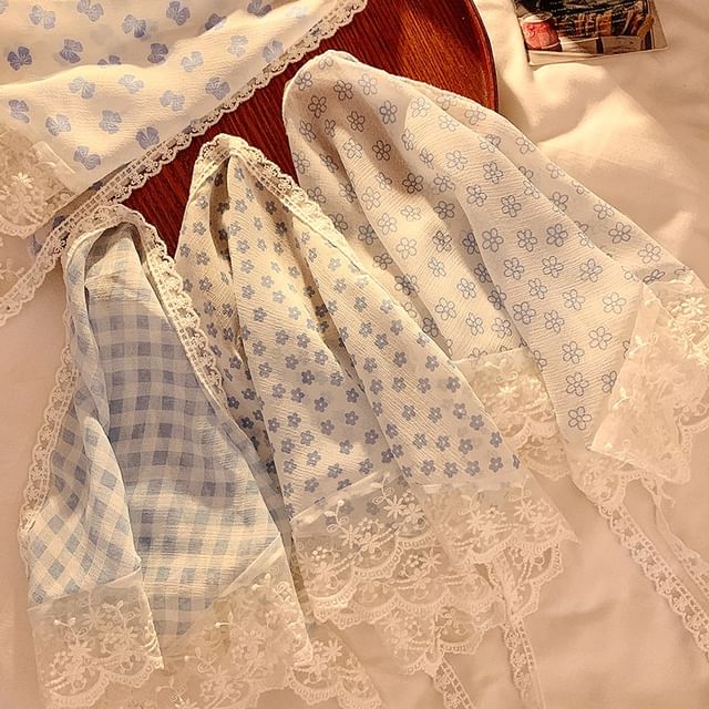 Scarf Lace (Various Plaid Triangle Designs) Trim Head