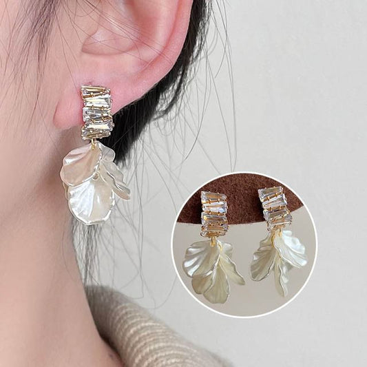 Drop Alloy Rhinestone Earring Petal