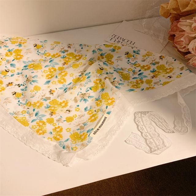 Print Head Floral Triangle (Various Designs) Scarf