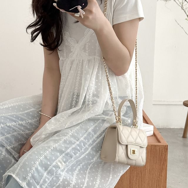 Quilted Crossbody Strap Bag Flap Chain