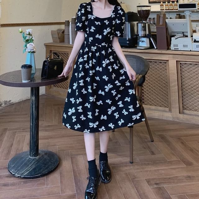 A-Line Dress Back Square Panel Short-Sleeve Tie Midi Neck Bow Print