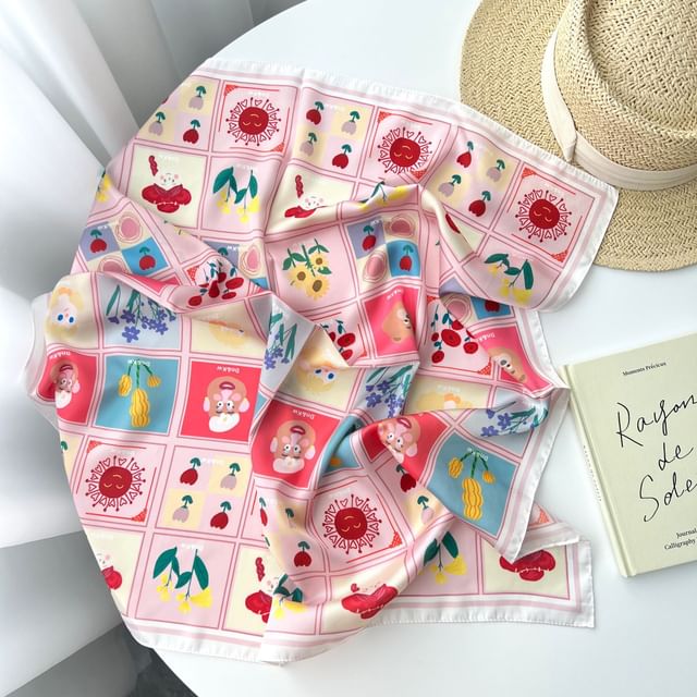 Floral Neckerchief Print