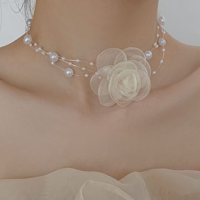 Choker Layered / Faux Floral Pearl