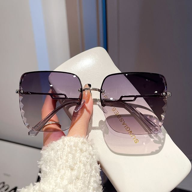 Frame Cut Diamond Sunglasses Half Square