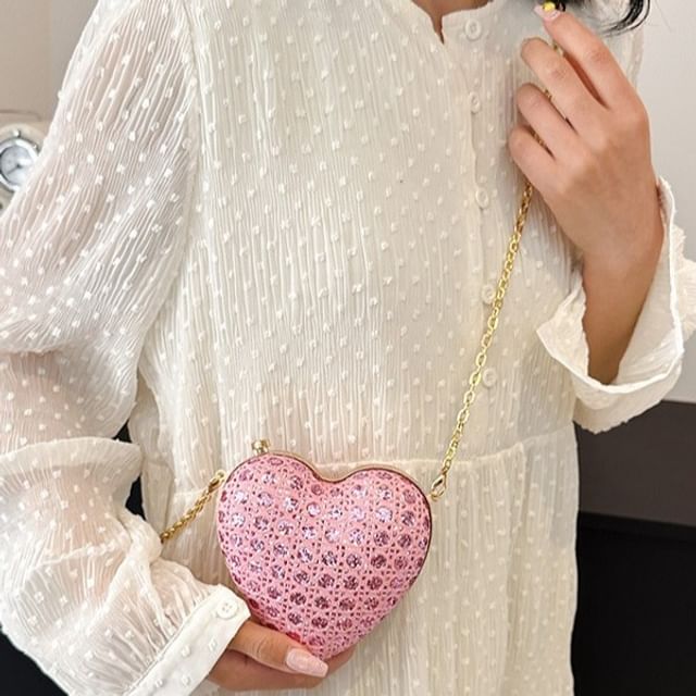 Heart Crossbody Chain Strap Bag