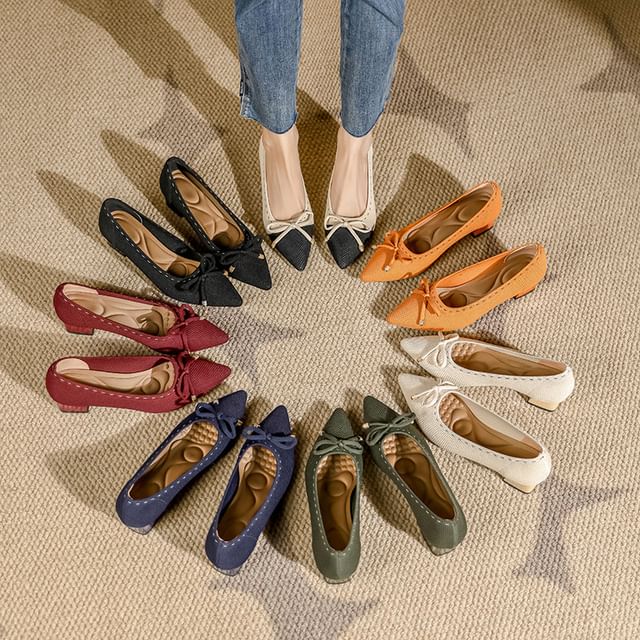 Block Heel Fabric Bow Pointed Pumps